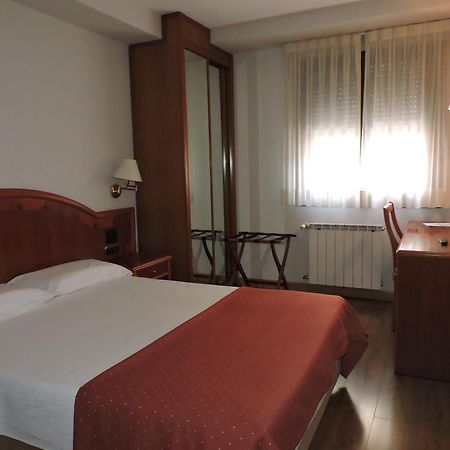 Hotel El Nogal バリャドリド エクステリア 写真