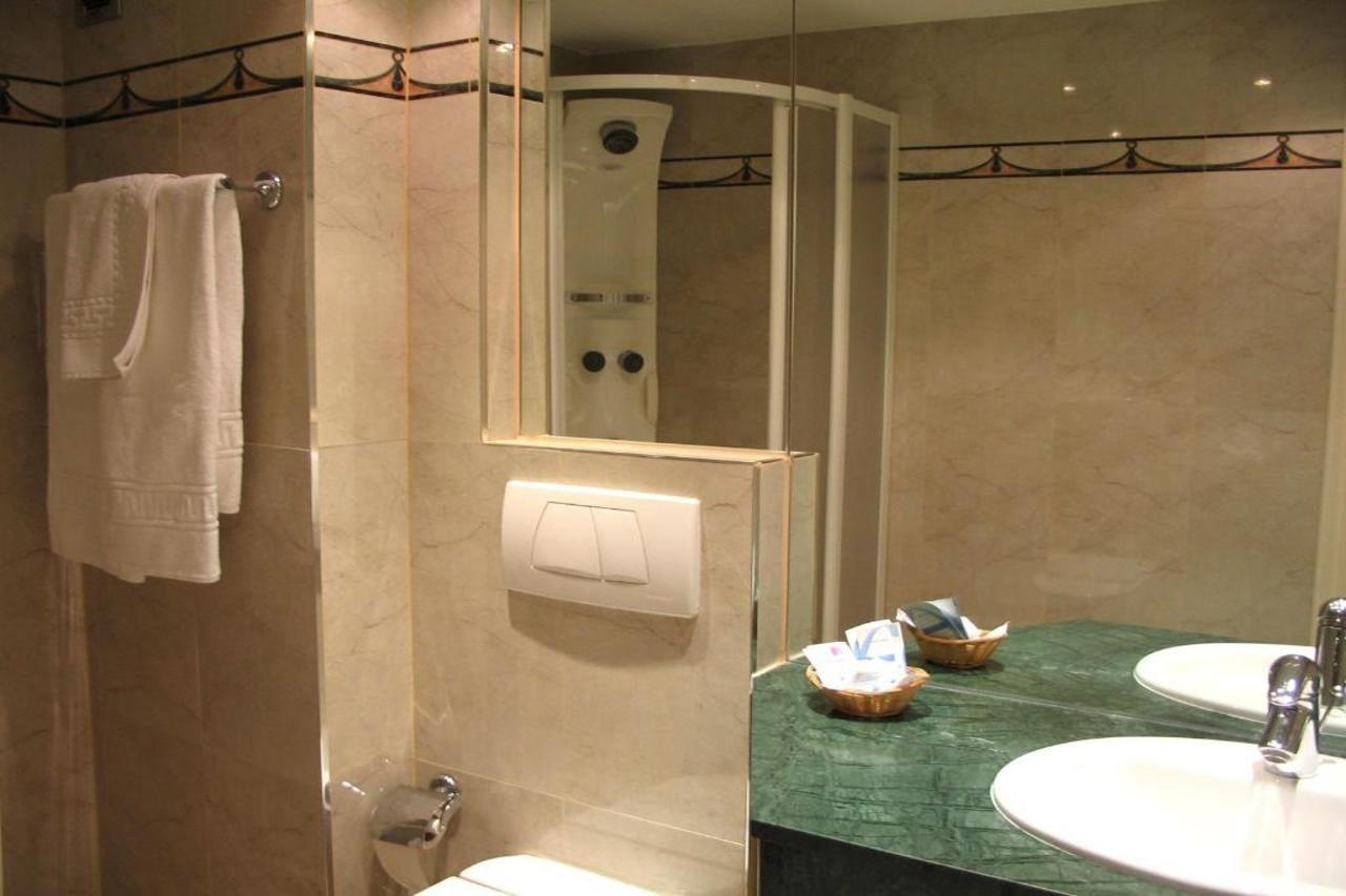 Hotel El Nogal バリャドリド エクステリア 写真