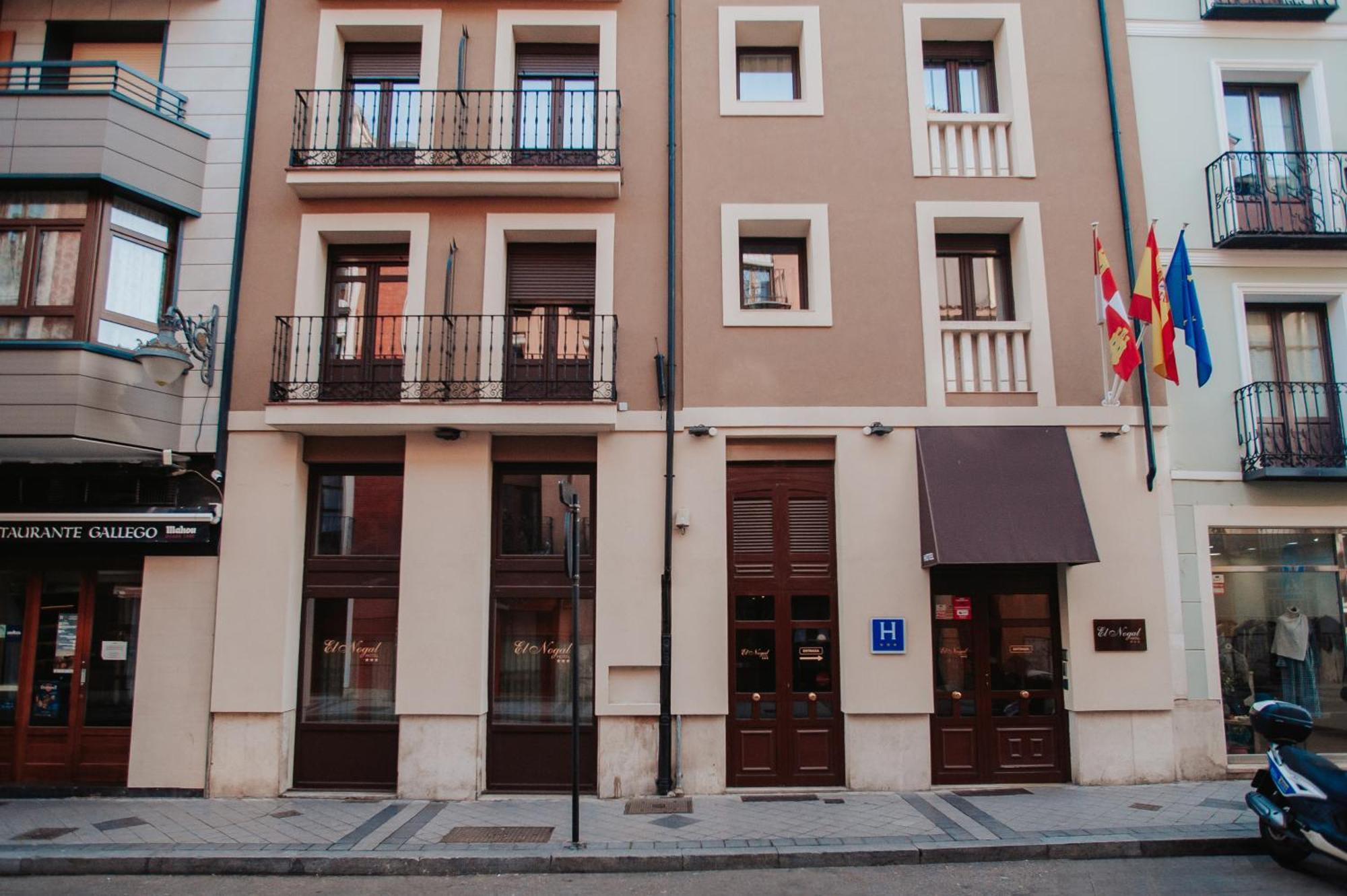 Hotel El Nogal バリャドリド エクステリア 写真