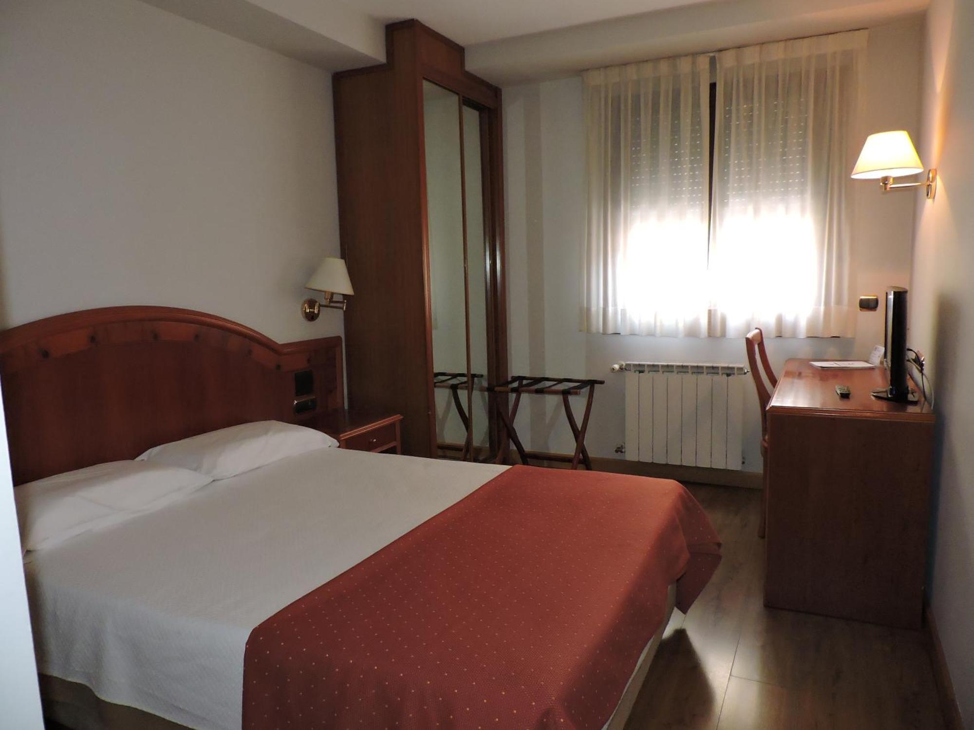 Hotel El Nogal バリャドリド エクステリア 写真