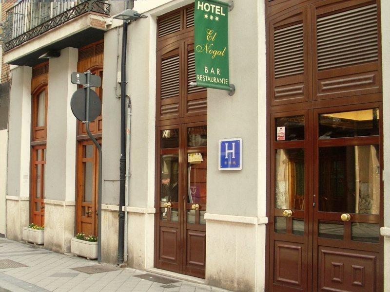 Hotel El Nogal バリャドリド エクステリア 写真